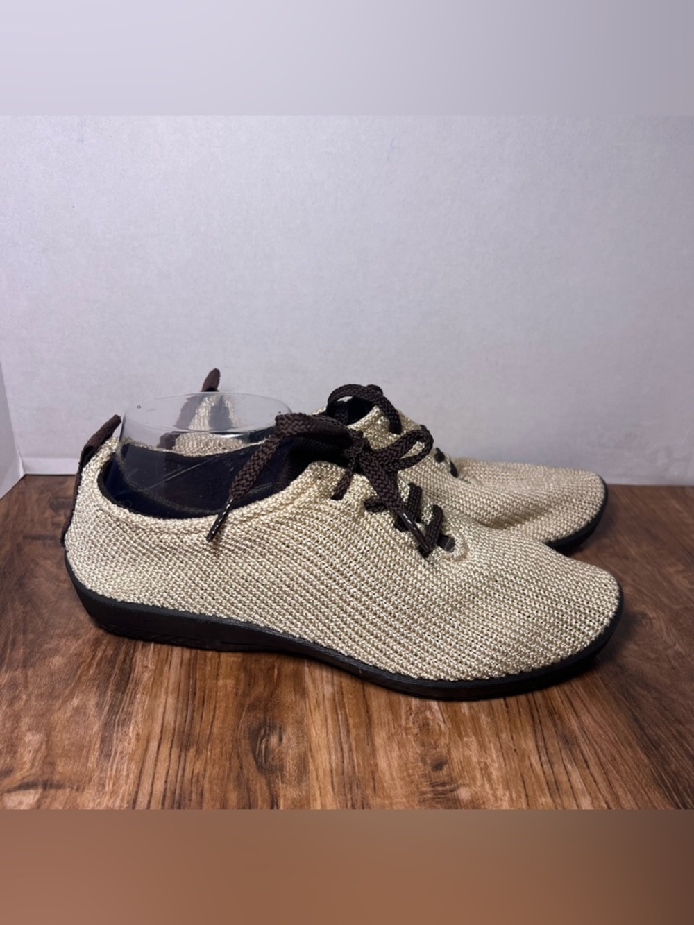 Women's Arcopedico Lace-Up LS Shocks Beige size 40
